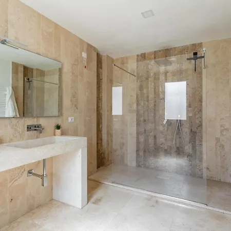 Adalgisa - Luxury Private Pool And Garden