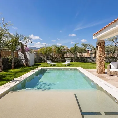 Villa Adalgisa - Luxury Private Pool And Garden