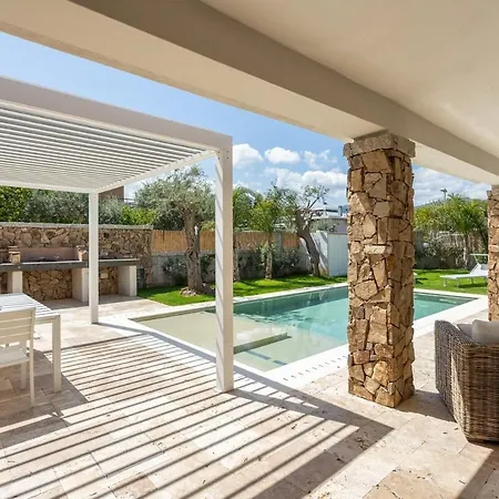 빌라 Adalgisa - Luxury Private Pool And Garden Su Loi