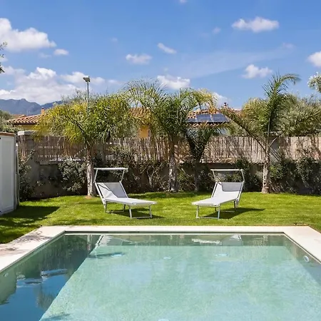 Adalgisa - Luxury Private Pool And Garden * Su Loi